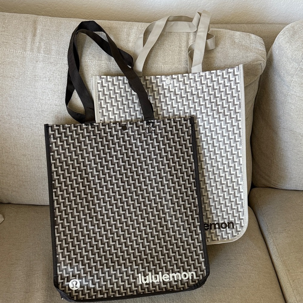 Lululemon Brown and Gray Reusable Bags (medium size)